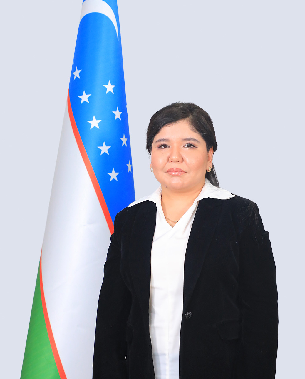 Mo‘minova Nilufar Abdulla qizi